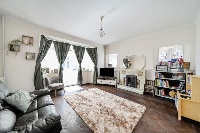 110, Pampisford Road, PURLEY photo 3