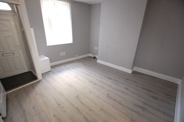 204, Kings Road, Greater Manchester photo 2