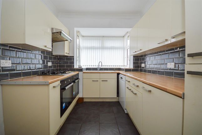 Womersley Road, Knottingley photo 2