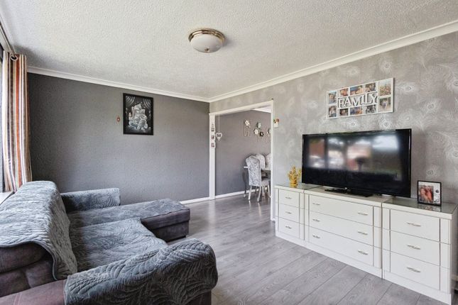 56, Circular Road, Manchester photo 3