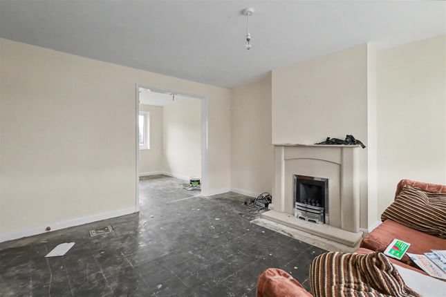 7, Cernan Court, Nottingham photo 2