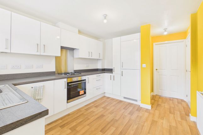 18 Gypsy Moth Lane, -, Kingston Upon Hull photo 3