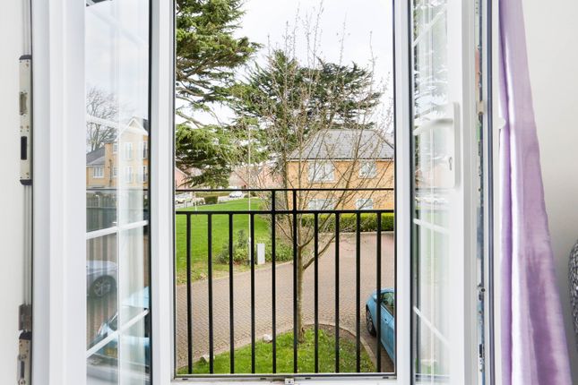 Town house for sale in Forelle Way, Carshalton