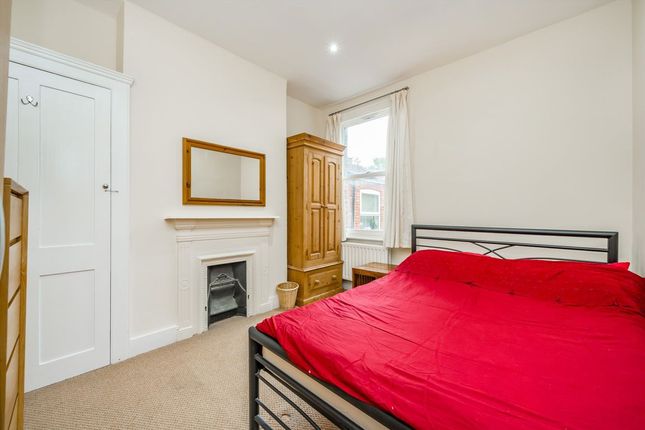 80a, Rosslyn Crescent, Harrow photo 4