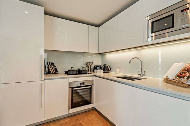 Flat to rent in 4B Merchant Square East, London