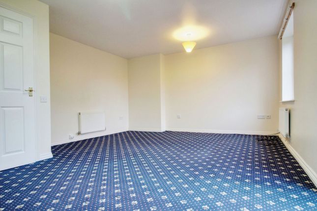 3 Marsh Farm Lane, Swindon photo 3