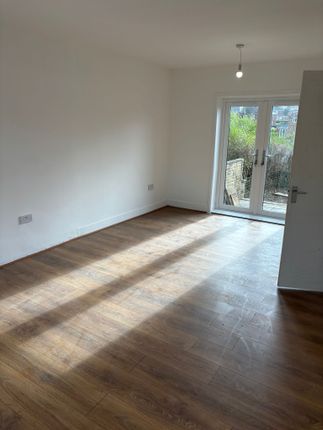 Terraced house to rent in Jaunty Road, Sheffield
