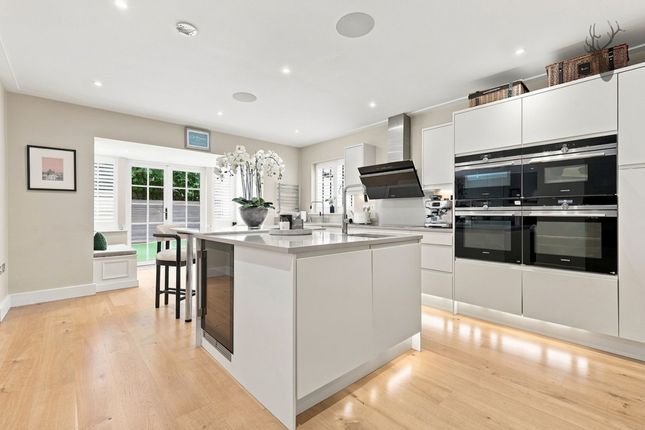 3 Wallen Park, Sawbridgeworth photo 4