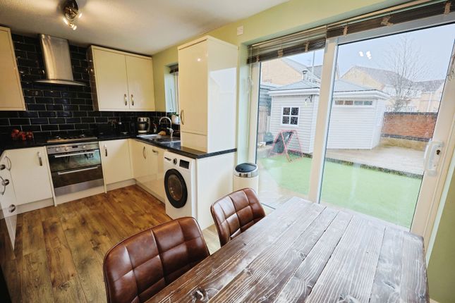 11, Warner Avenue, Bishop Auckland photo 4