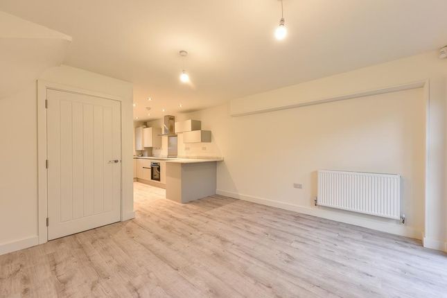 17, Parkyns Street, Ruddington photo 2