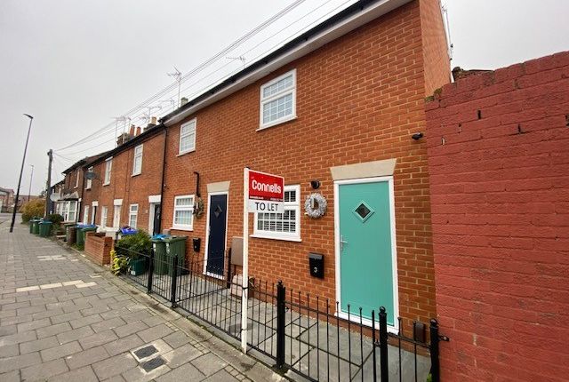 Thumbnail Terraced house to rent in New Street, Aylesbury