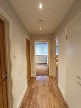 58 Kingsway Court, Queens Gardens, Hove photo 4