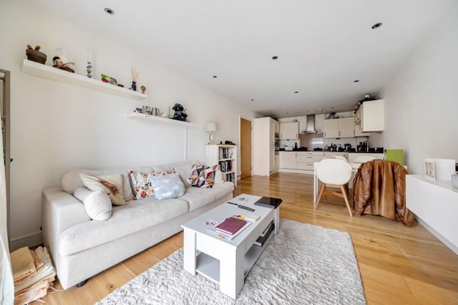 Flat 5 Southmead House,, Kingman Way, Newbury photo 3