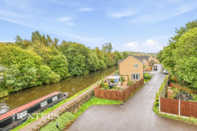 36, Lockside, Littleborough photo 3