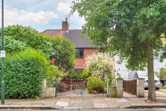 Terraced house to rent in Barnes Avenue, Barnes SW13