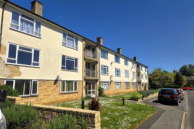 13, Weller Road, Corsham photo 4