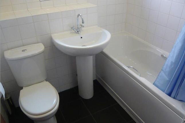 6, Leicester photo 5