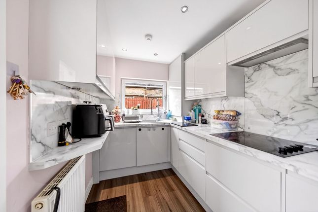 123 The Loan, Loanhead photo 3