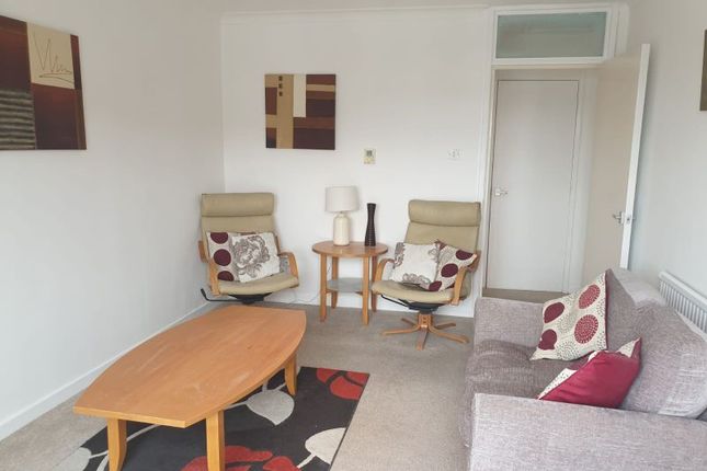 21 Abernethy Square, Maritime Quarter photo 3