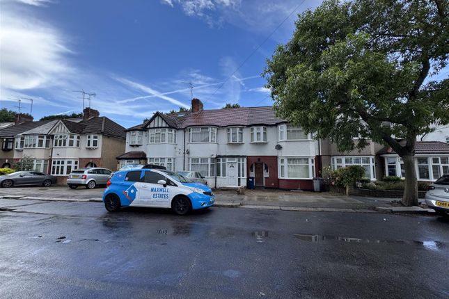 38, Colin Gardens, London photo 2