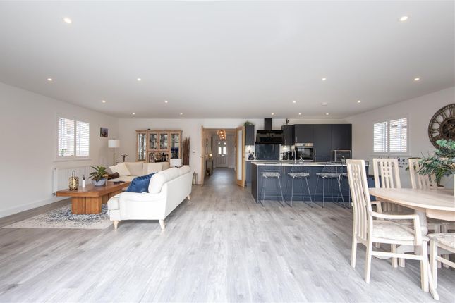 8, Holwood Drive, Spalding photo 3