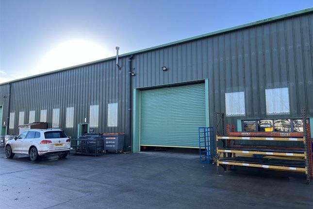Light industrial to let in Unit 20, The Mill Industrial Estate, Birmingham Road, Kings Coughton, Alcester, Warks