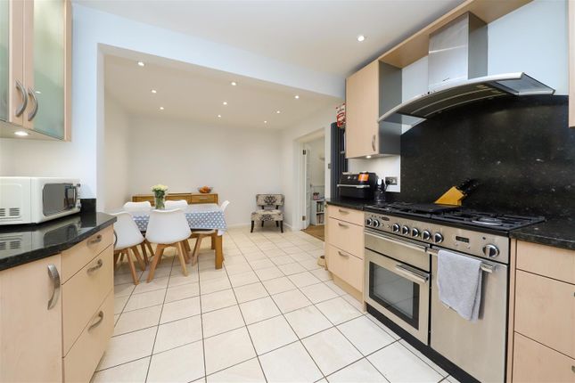 13, Whiteheath Avenue, Ruislip photo 3