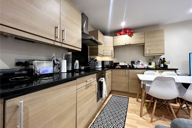 Flat 3, 32-36, Marlborough House, Hazelwood Road photo 3