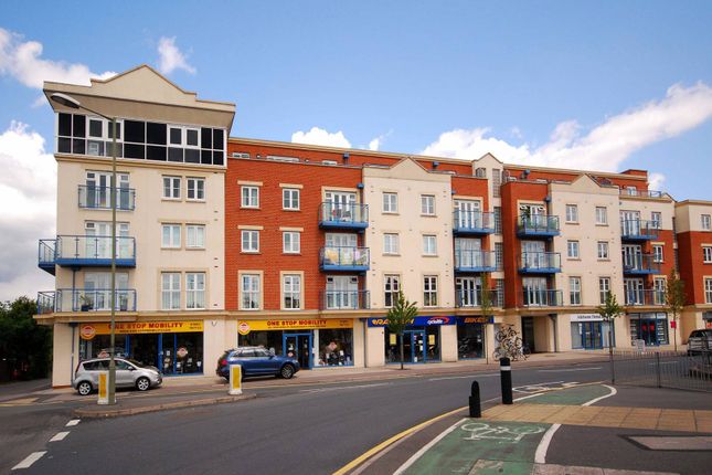 Flat for sale in Goldsworth Road, Woking