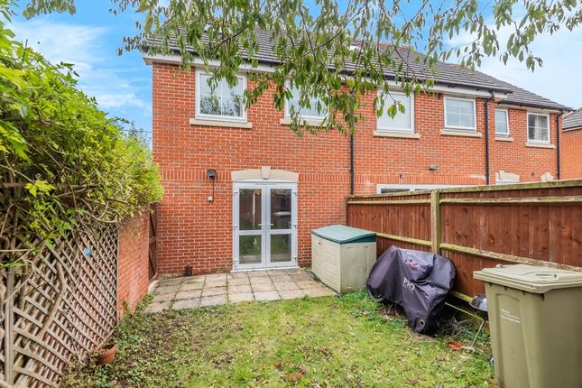 End terrace house to rent in Lambourn, Berkshire