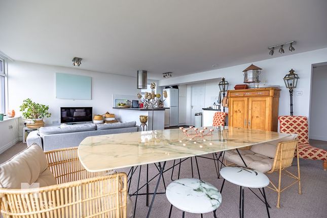 Flat for sale in Carlinford, 26 Boscombe Cliff Road, Bournemouth