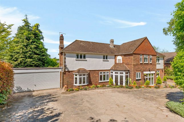 Thumbnail Detached house for sale in Beech Way, Farleigh/Selsdon