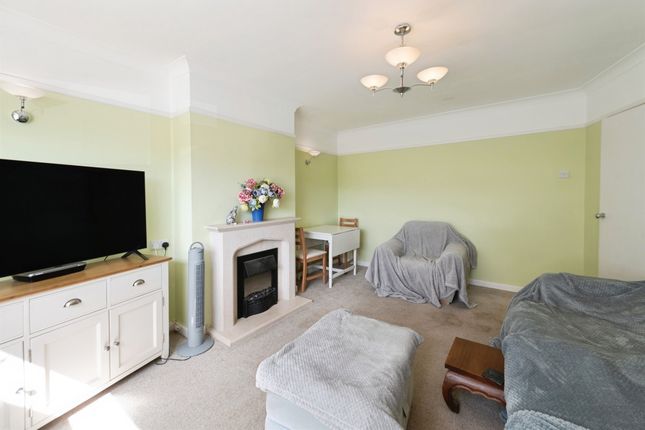 160, Oak Road, FAREHAM photo 3