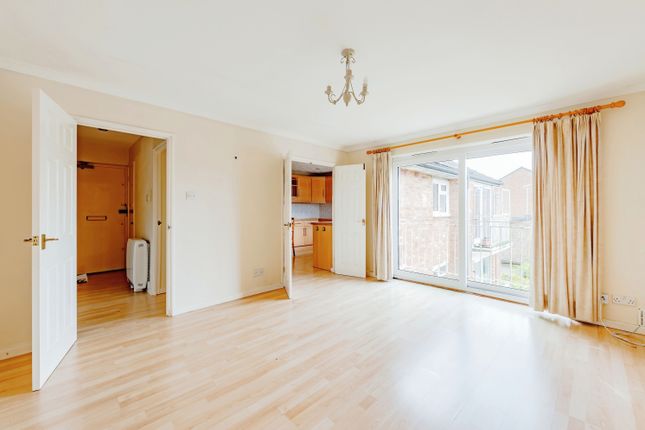 Flat for sale in Beech Close, East Grinstead