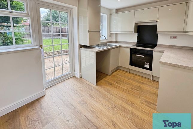 36, Cardigan Grove, Trentham, Stoke-on-trent photo 3