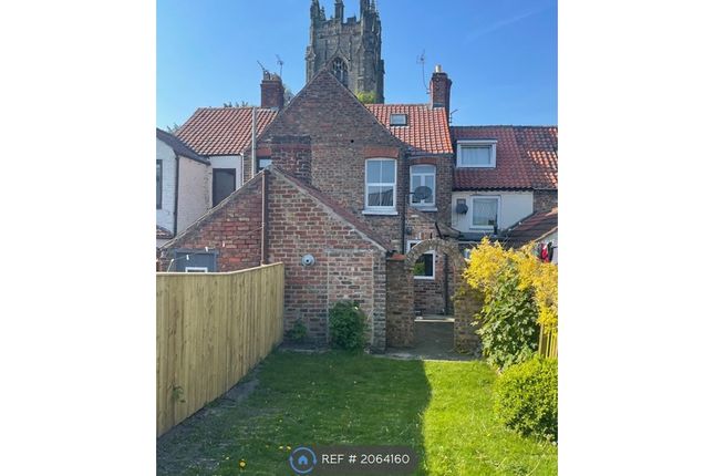 Thumbnail Terraced house to rent in Church Lane, Driffield