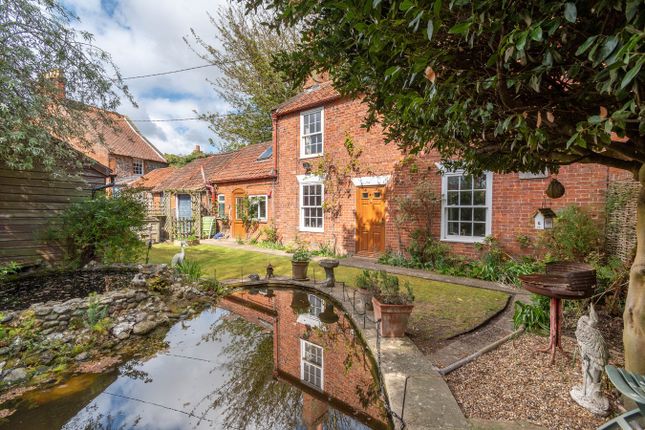 2-bed house on 28, Knight Street, Little Walsingham, £250,000