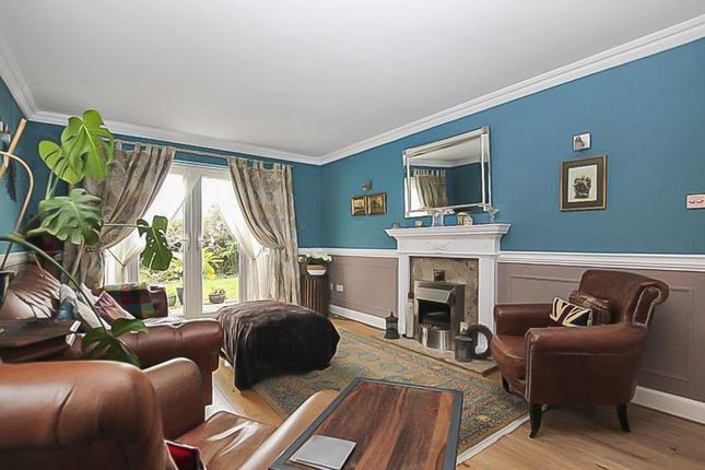 61, Ward Way, Witchford photo 2