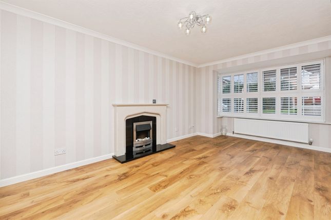 38, Lacock Drive, BRISTOL photo 2