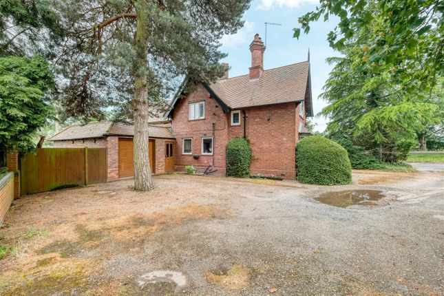 Detached house for sale in Parkhall Lodge, Birmingham Road, Kidderminster