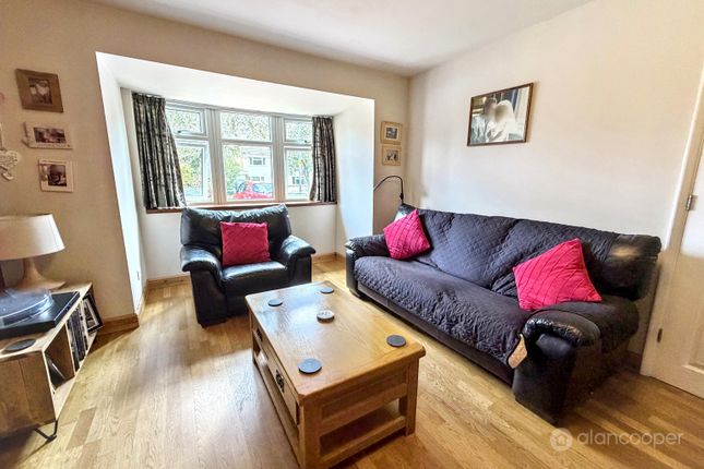 32, Abingdon Way, Nuneaton photo 3