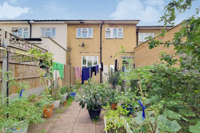 Terraced house for sale in White Horse Lane, Stepney, London