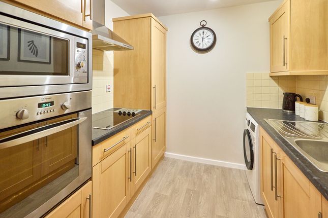 Flat 20  Coral House, Milton Street, Saltburn-by-the-Sea photo 4