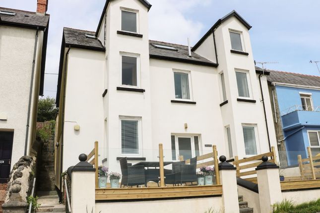 Flat for sale in Flat 1, Glan Y Mor, Amroth, Narberth
