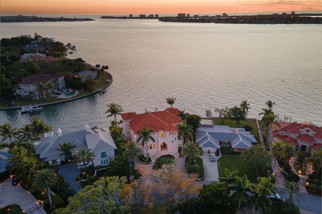 Property for sale in 1378 Harbor Dr, Sarasota, Florida, 34239, United States Of America