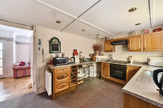 7, West View, Seaton photo 4