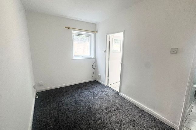 Flat 1, 59, Seedley Road, Salford photo 4