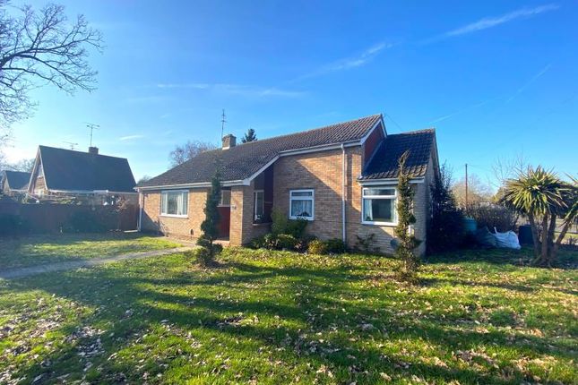 Thumbnail Detached bungalow to rent in Salisbury Road, Blackwater, Camberley