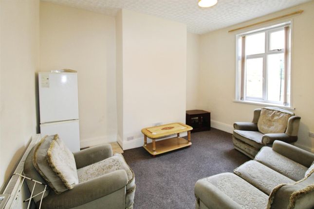 28, Grove Terrace, Bradford photo 5