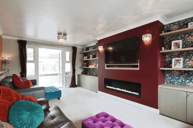 23, Delapre Drive, Banbury photo 3